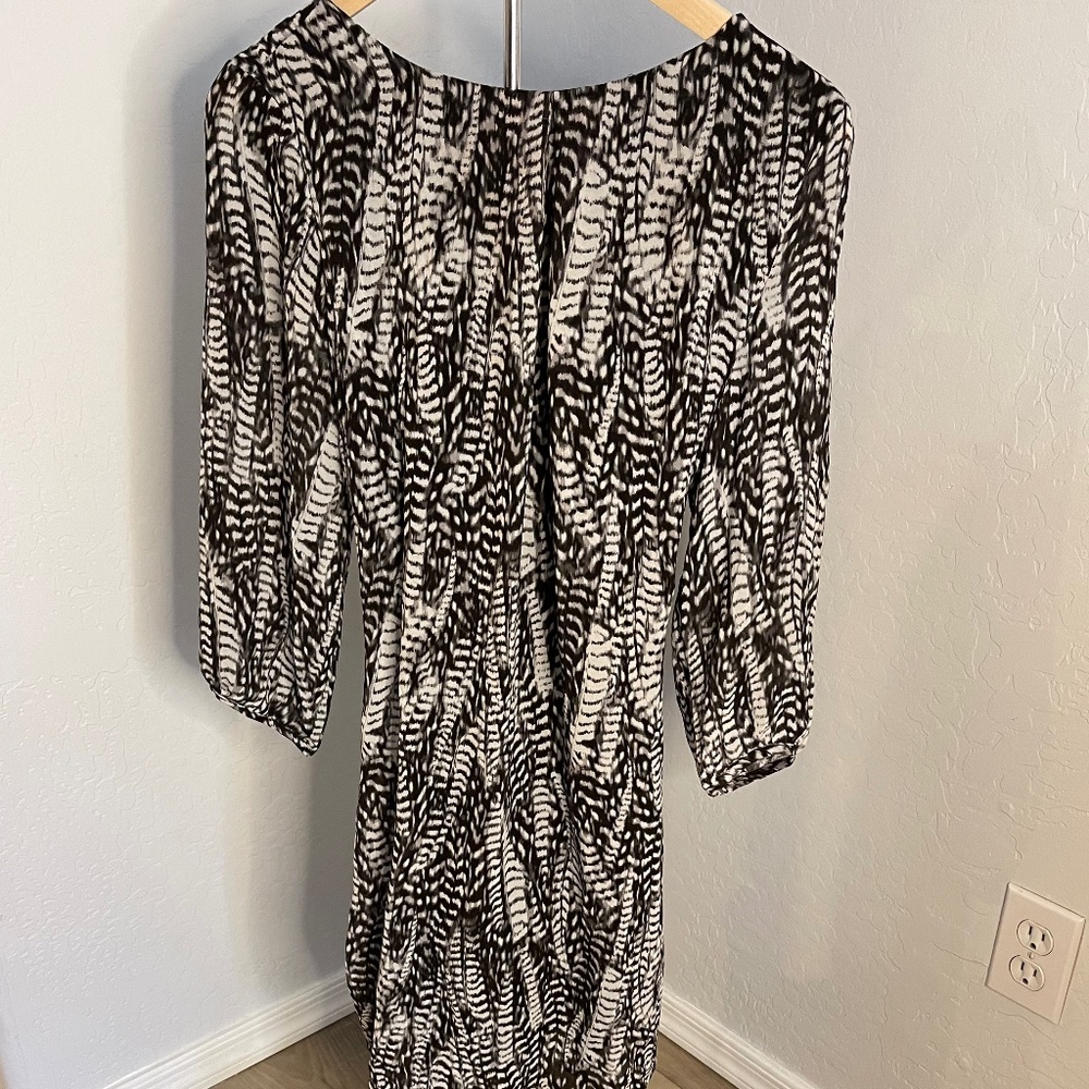 🛍3 FOR $20 DEAL! H&M Black and White Abstract Print Dress